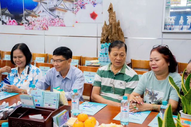 TP. Hồ Chí Minh: Đại diện 20 doanh nghiệp tham quan, học tập tại nhà máy Fujiwa- Ảnh 1.