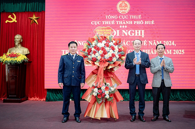 Thừa Thiên Huế: Cục Thuế thành phố Huế triển khai nhiệm vụ công tác năm 2025- Ảnh 2.