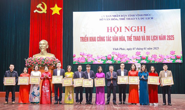 Vĩnh Phúc: Triển khai công tác văn hóa, thể thao và du lịch năm 2025- Ảnh 3.