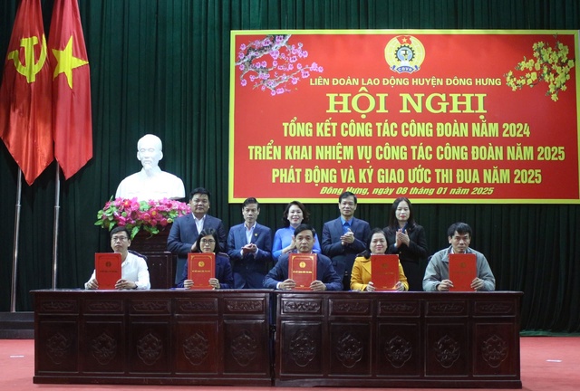 Đông Hưng: 165 tập thể, cá nhân được nhận khen thưởng của tổ chức Công đoàn- Ảnh 3.