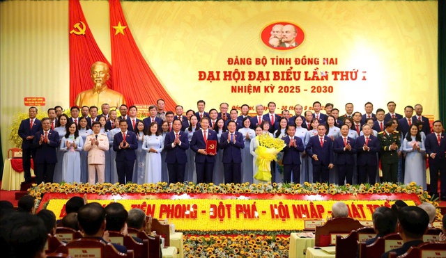 Ông Vũ Hồng Văn tiếp tục được chỉ định làm Bí thư Tỉnh uỷ Đồng Nai- Ảnh 3.
