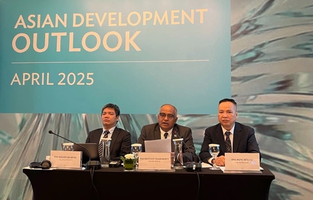 ADB dự báo kinh tế Việt Nam 2025 tăng trưởng đạt 6,7%- Ảnh 1.
