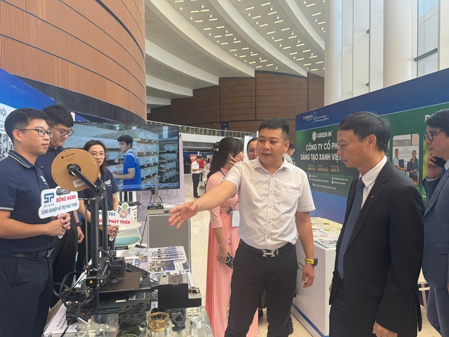 Techfest Hải Phòng 2025: Sóng công nghệ mới đổ bộ đất Cảng- Ảnh 7.