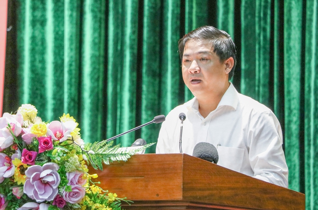 Đà Nẵng: Phân tích khó khăn, phấn đấu hoàn thành thắng lợi mục tiêu năm 2025- Ảnh 2. Đà Nẵng: Phân tích khó khăn, phấn đấu hoàn thành thắng lợi mục tiêu năm 2025- Ảnh 2.