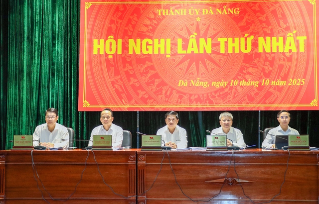 Đà Nẵng: Phân tích khó khăn, phấn đấu hoàn thành thắng lợi mục tiêu năm 2025- Ảnh 1. Đà Nẵng: Phân tích khó khăn, phấn đấu hoàn thành thắng lợi mục tiêu năm 2025- Ảnh 1.