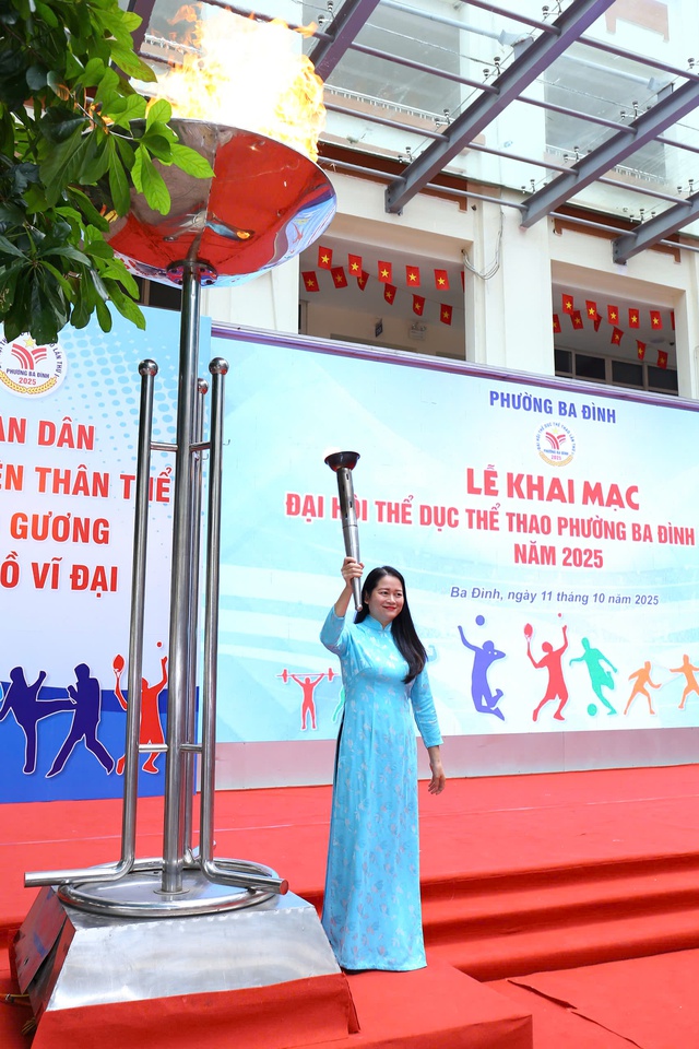 Phường Ba Đình: Khai mạc Đại hội Thể dục thể thao lần thứ I - năm 2025- Ảnh 2. Phường Ba Đình: Khai mạc Đại hội Thể dục thể thao lần thứ I - năm 2025- Ảnh 2.