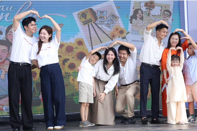 Khai mạc Ngày hội "Gia đình trẻ hạnh phúc" 2025- Ảnh 2.