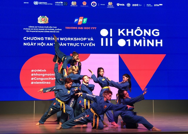 “Cùng nhau an toàn trực tuyến” - thông điệp không chỉ cho giới trẻ- Ảnh 3.