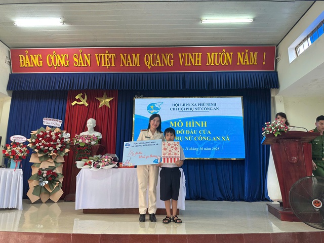 Đà Nẵng: Lan tỏa yêu thương từ những việc làm nghĩa tình của Công an xã Phú Ninh- Ảnh 3.