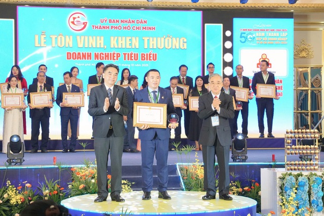 VISSAN đón nhận bằng khen cấp thành phố và mở rộng liên kết khu vực- Ảnh 1. VISSAN đón nhận bằng khen cấp thành phố và mở rộng liên kết khu vực- Ảnh 1.