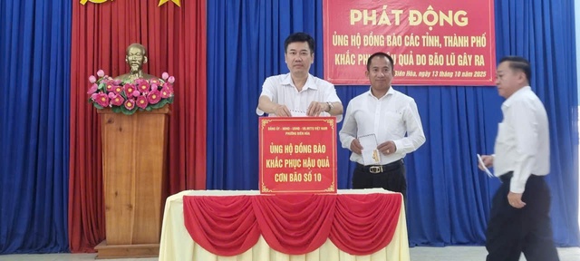 Phường Biên Hoà: Lan toả tinh thần “tương thân tương ái”, quyên góp hỗ trợ đồng bào vũng bão lũ- Ảnh 1. Phường Biên Hoà: Lan toả tinh thần “tương thân tương ái”, quyên góp hỗ trợ đồng bào vũng bão lũ- Ảnh 1.