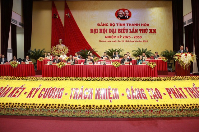 Thanh Hóa: Khai mạc Đại hội đại biểu Đảng bộ tỉnh lần thứ XX, nhiệm kỳ 2025 - 2030- Ảnh 2. Thanh Hóa: Khai mạc Đại hội đại biểu Đảng bộ tỉnh lần thứ XX, nhiệm kỳ 2025 - 2030- Ảnh 2.