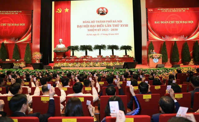 Hà Nội: Khai mạc phiên trù bị Đại hội đại biểu Đảng bộ TP Hà Nội lần thứ XVIII- Ảnh 3. Hà Nội: Khai mạc phiên trù bị Đại hội đại biểu Đảng bộ TP Hà Nội lần thứ XVIII- Ảnh 3.