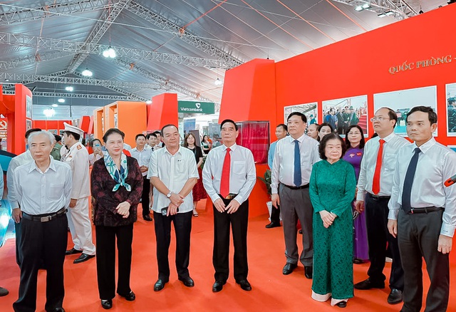 Cà Mau khánh thành 11 công trình chào mừng Đại hội Đảng bộ tỉnh lần thứ I- Ảnh 2. Cà Mau khánh thành 11 công trình chào mừng Đại hội Đảng bộ tỉnh lần thứ I- Ảnh 2.