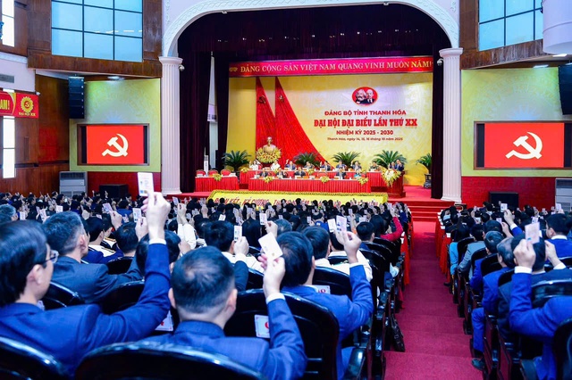 ĐHĐB tỉnh khóa XX: Đến năm 2030, phấn đấu Thanh Hóa thuộc nhóm tỉnh dẫn đầu cả nước- Ảnh 5. ĐHĐB tỉnh khóa XX: Đến năm 2030, phấn đấu Thanh Hóa thuộc nhóm tỉnh dẫn đầu cả nước- Ảnh 5.