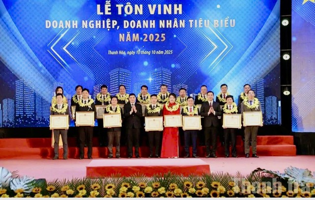 Cộng đồng doanh nghiệp Thanh Hóa đồng hành phát triển kinh tế, hướng về Đại hội Đảng bộ tỉnh lần thứ XX- Ảnh 6. Cộng đồng doanh nghiệp Thanh Hóa đồng hành phát triển kinh tế, hướng về Đại hội Đảng bộ tỉnh lần thứ XX- Ảnh 6.