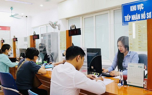 Bộ Nội vụ đề xuất nhiều điểm mới về bảo hiểm thất nghiệp- Ảnh 1.