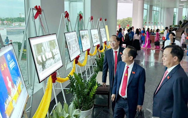 Khai mạc phiên trù bị Đại hội đại biểu Đảng bộ tỉnh Cà Mau lần thứ I, nhiệm kỳ 2025-2030- Ảnh 2. Khai mạc phiên trù bị Đại hội đại biểu Đảng bộ tỉnh Cà Mau lần thứ I, nhiệm kỳ 2025-2030- Ảnh 2.