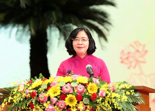 Bà Bùi Thị Minh Hoài tiếp tục giữ chức Bí thư Thành ủy Hà Nội khóa XVIII- Ảnh 1. Bà Bùi Thị Minh Hoài tiếp tục giữ chức Bí thư Thành ủy Hà Nội khóa XVIII- Ảnh 1.