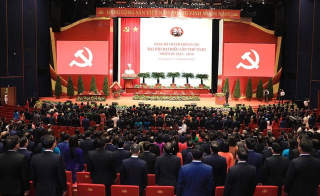 Hà Nội: 10 nhiệm vụ trọng tâm đưa Nghị quyết Đại hội XVIII của Thành phố vào cuộc sống- Ảnh 2. Hà Nội: 10 nhiệm vụ trọng tâm đưa Nghị quyết Đại hội XVIII của Thành phố vào cuộc sống- Ảnh 2.