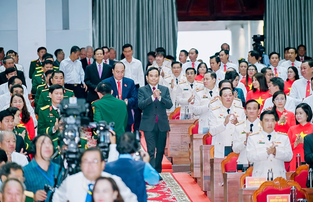 Khai mạc Đại hội đại biểu Đảng bộ tỉnh Cà Mau lần thứ I, nhiệm kỳ 2025-2030- Ảnh 1. Khai mạc Đại hội đại biểu Đảng bộ tỉnh Cà Mau lần thứ I, nhiệm kỳ 2025-2030- Ảnh 1.