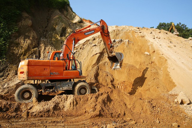 Tăng cường kiểm soát cung, cầu và giá vật liệu xây dựng tại địa phương- Ảnh 1.