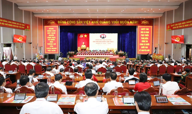 Cà Mau: Thông qua Nghị quyết Đại hội Đảng bộ tỉnh lần thứ nhất, nhiệm kỳ 2025-2030- Ảnh 1. Cà Mau: Thông qua Nghị quyết Đại hội Đảng bộ tỉnh lần thứ nhất, nhiệm kỳ 2025-2030- Ảnh 1.