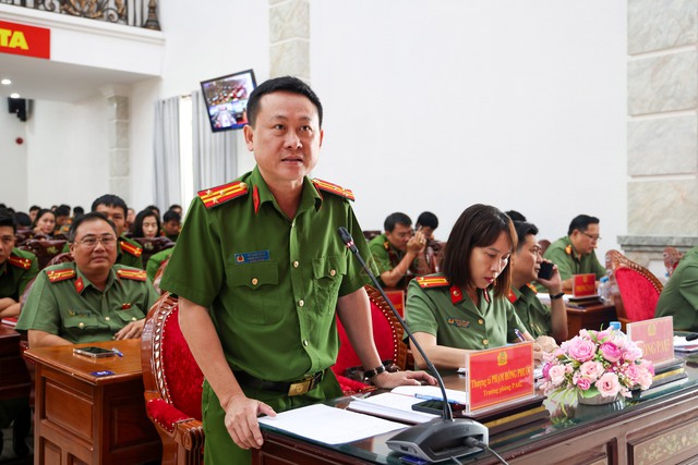 Đối thoại để gắn kết - Hành động vì bình yên của nhân dân- Ảnh 10. Đối thoại để gắn kết - Hành động vì bình yên của nhân dân- Ảnh 10.