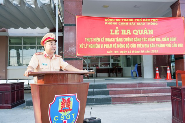 Cần Thơ: Tăng cường tuần tra, kiểm soát, xử lý vi phạm nồng độ cồn- Ảnh 2. Cần Thơ: Tăng cường tuần tra, kiểm soát, xử lý vi phạm nồng độ cồn- Ảnh 2.