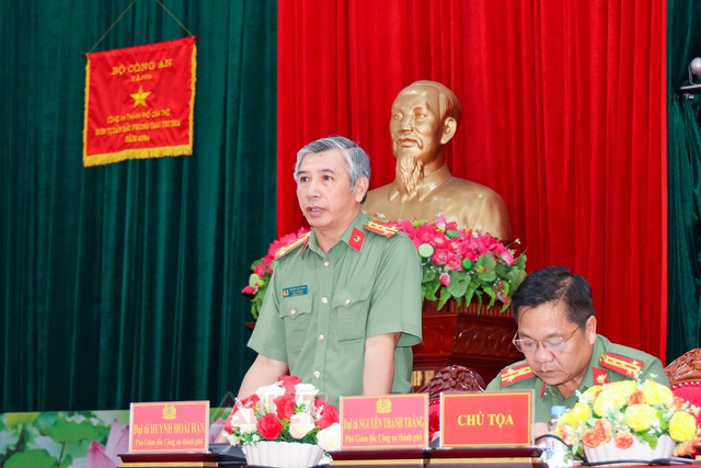 Đối thoại để gắn kết - Hành động vì bình yên của nhân dân- Ảnh 6. Đối thoại để gắn kết - Hành động vì bình yên của nhân dân- Ảnh 6.