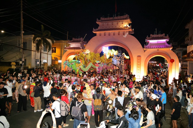 An Giang: Tổ chức dâng hương Lễ hội truyền thống kỷ niệm 157 năm AHDT Nguyễn Trung Trực hy sinh- Ảnh 1. An Giang: Tổ chức dâng hương Lễ hội truyền thống kỷ niệm 157 năm AHDT Nguyễn Trung Trực hy sinh- Ảnh 1.