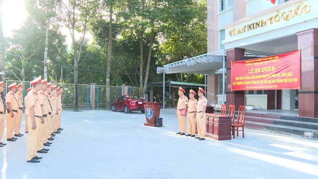 Cần Thơ: Tăng cường tuần tra, kiểm soát, xử lý vi phạm nồng độ cồn- Ảnh 4. Cần Thơ: Tăng cường tuần tra, kiểm soát, xử lý vi phạm nồng độ cồn- Ảnh 4.