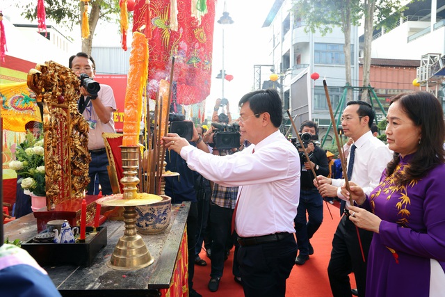 An Giang: Tổ chức dâng hương Lễ hội truyền thống kỷ niệm 157 năm AHDT Nguyễn Trung Trực hy sinh- Ảnh 8. An Giang: Tổ chức dâng hương Lễ hội truyền thống kỷ niệm 157 năm AHDT Nguyễn Trung Trực hy sinh- Ảnh 8.