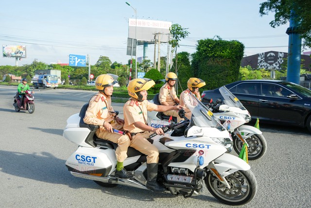 Cần Thơ: Tăng cường tuần tra, kiểm soát, xử lý vi phạm nồng độ cồn- Ảnh 7. Cần Thơ: Tăng cường tuần tra, kiểm soát, xử lý vi phạm nồng độ cồn- Ảnh 7.