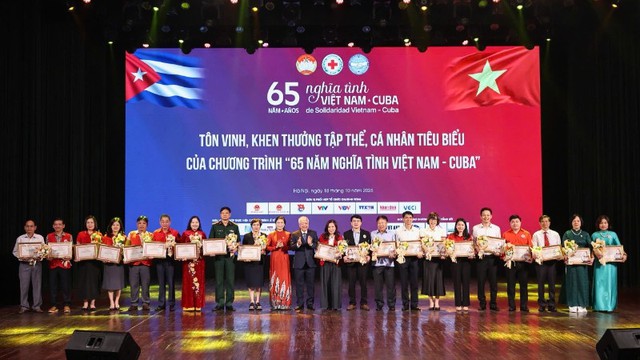 Bắc Ninh: Lan tỏa tinh thần “tương thân tương ái” hướng về Nhân dân Cuba- Ảnh 1. Bắc Ninh: Lan tỏa tinh thần “tương thân tương ái” hướng về Nhân dân Cuba- Ảnh 1.