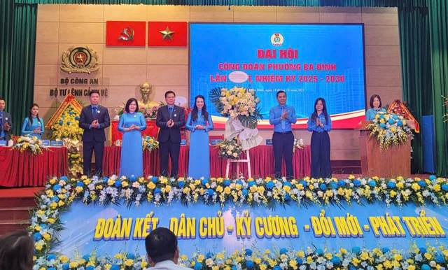 Hà Nội: Đại hội Công đoàn phường Ba Đình lần thứ nhất, nhiệm kỳ 2025–2030- Ảnh 2. Hà Nội: Đại hội Công đoàn phường Ba Đình lần thứ nhất, nhiệm kỳ 2025–2030- Ảnh 2.