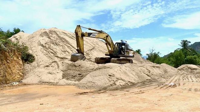 Đà Nẵng: Khẩn trương đấu giá 14 mỏ khoáng sản, đảm bảo tiến độ công trình trọng điểm- Ảnh 1.