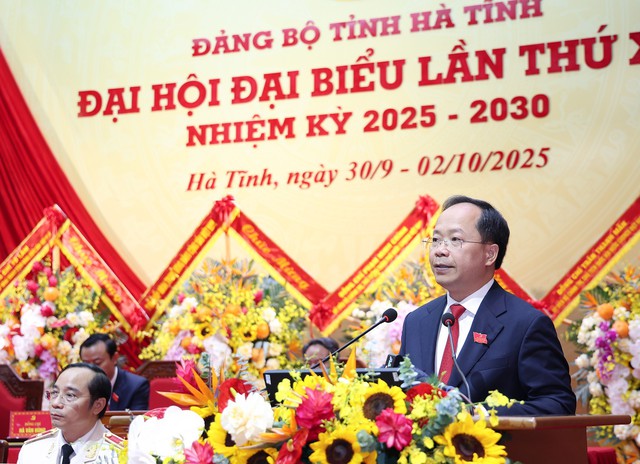 
Đại hội Đại biểu Đảng bộ tỉnh Hà Tĩnh lần thứ XX, nhiệm kỳ 2025 – 2030: ĐỊNH hướng chiến lược và khát vọng phát triển nhanh, bền vững.
- Ảnh 4.