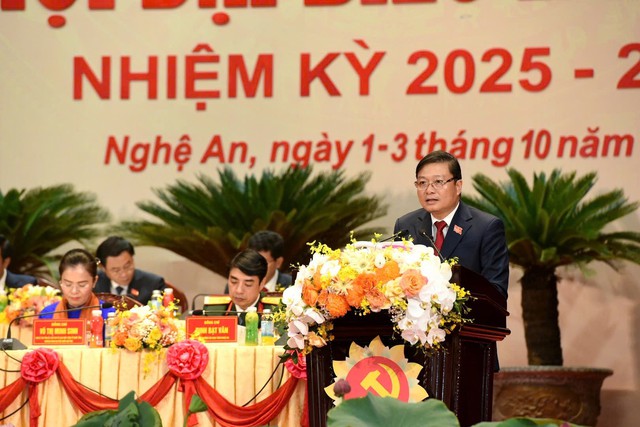 Nghệ An: Khai mạc Đại hội Đảng bộ tỉnh lần thứ XX, quyết tâm “ tiến vượt, bứt phá, tăng tốc” trong Kỷ nguyên mới.- Ảnh 4.