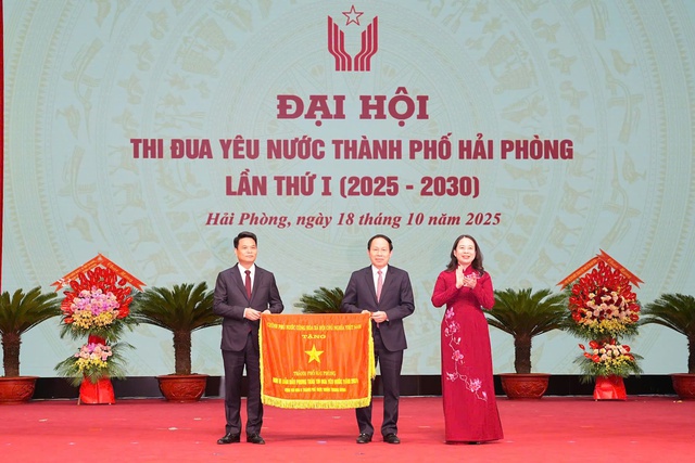 Thi đua yêu nước là động lực quan trọng thúc đẩy Hải Phòng phát triển nhanh và bền vững- Ảnh 2. Thi đua yêu nước là động lực quan trọng thúc đẩy Hải Phòng phát triển nhanh và bền vững- Ảnh 2.