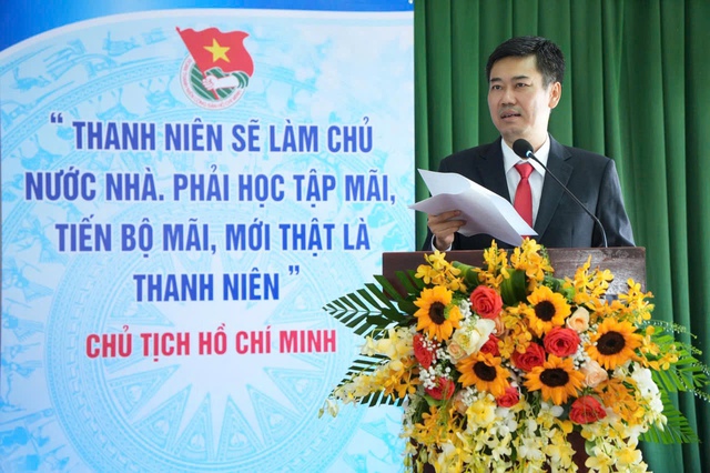 Bí thư Đảng ủy phường Biên Hòa: Thanh niên phải dám nghĩ, dám làm, dám tiên phong- Ảnh 1. Bí thư Đảng ủy phường Biên Hòa: Thanh niên phải dám nghĩ, dám làm, dám tiên phong- Ảnh 1.