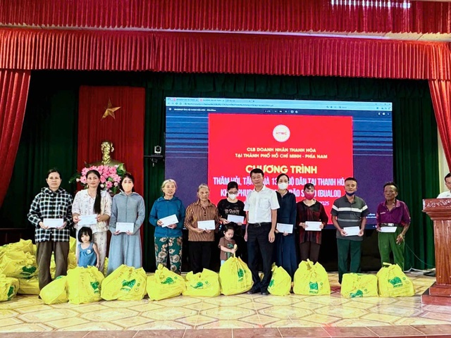 CLB Doanh nhân Thanh Hóa tại TP Hồ Chí Minh: Ủng hộ đồng bào vùng lũ hơn 2,25 tỷ đồng- Ảnh 4. CLB Doanh nhân Thanh Hóa tại TP Hồ Chí Minh: Ủng hộ đồng bào vùng lũ hơn 2,25 tỷ đồng- Ảnh 4.