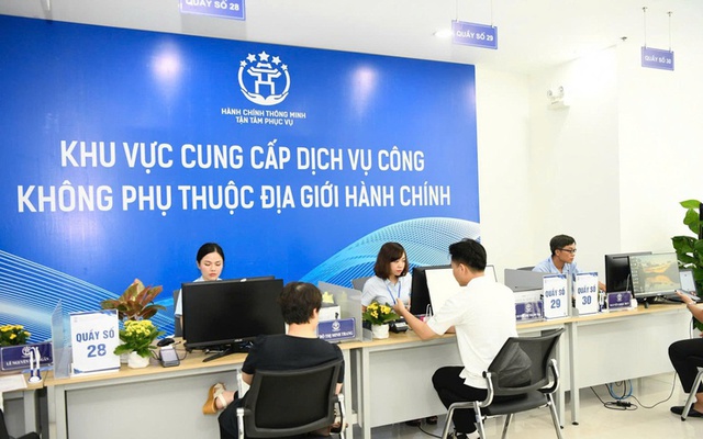 Hà Nội: Tiếp nhận 100% hồ sơ trực tuyến với thủ tục hành chính thuộc lĩnh vực lao động nước ngoài- Ảnh 1. Hà Nội: Tiếp nhận 100% hồ sơ trực tuyến với thủ tục hành chính thuộc lĩnh vực lao động nước ngoài- Ảnh 1.