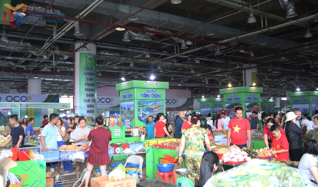 Hội chợ OCOP Quảng Ninh - Thu Đông 2025: Cầu nối đưa sản phẩm chất lượng đến người tiêu dùng- Ảnh 1. Hội chợ OCOP Quảng Ninh - Thu Đông 2025: Cầu nối đưa sản phẩm chất lượng đến người tiêu dùng- Ảnh 1.