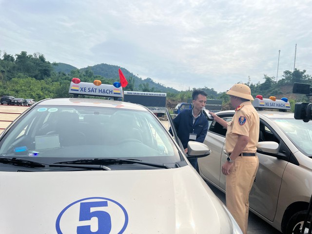 Sát hạch lái xe tại phía Bắc tỉnh Thái Nguyên: Mở rộng cơ hội cho người dân vùng núi- Ảnh 2. Sát hạch lái xe tại phía Bắc tỉnh Thái Nguyên: Mở rộng cơ hội cho người dân vùng núi- Ảnh 2.