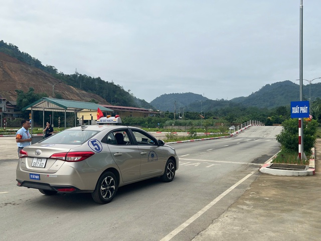 Sát hạch lái xe tại phía Bắc tỉnh Thái Nguyên: Mở rộng cơ hội cho người dân vùng núi- Ảnh 1. Sát hạch lái xe tại phía Bắc tỉnh Thái Nguyên: Mở rộng cơ hội cho người dân vùng núi- Ảnh 1.