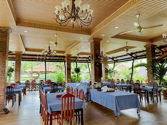 Khám phá không gian sống đậm chất miền Tây tại Khu du lịch sinh thái vườn trái cây Phi Yến- Ảnh 9. Khám phá không gian sống đậm chất miền Tây tại Khu du lịch sinh thái vườn trái cây Phi Yến- Ảnh 9.