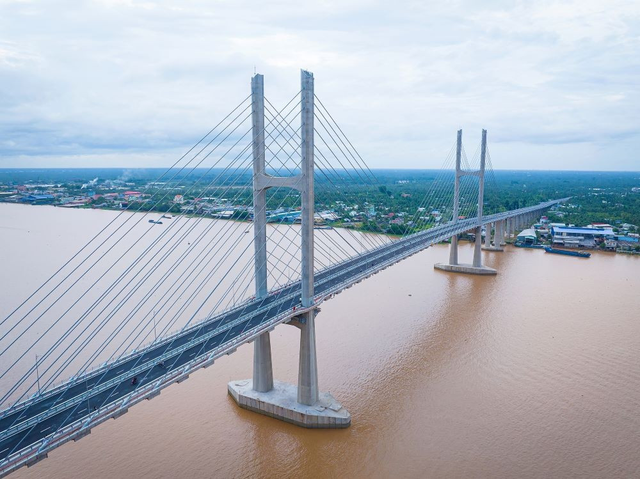 Vĩnh Long phát triển hạ tầng kết nối, tạo động lực cho tăng trưởng - Ảnh 2. Vĩnh Long phát triển hạ tầng kết nối, tạo động lực cho tăng trưởng - Ảnh 2.