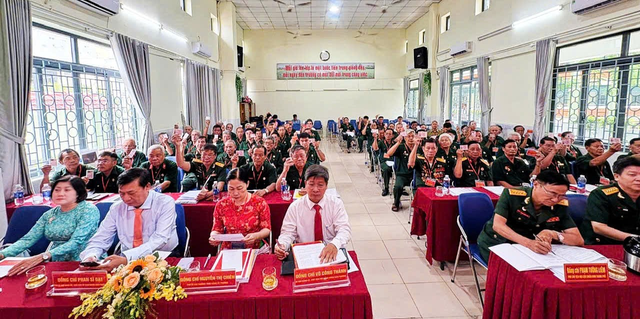 Hội Cựu chiến binh phường Phú Thạnh: Đoàn kết, kỷ cương, gương mẫu, đổi mới, phát triển- Ảnh 1. Hội Cựu chiến binh phường Phú Thạnh: Đoàn kết, kỷ cương, gương mẫu, đổi mới, phát triển- Ảnh 1.