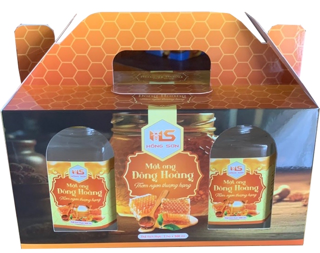Người giữ hồn mật ngọt: Ba mươi năm và giấc mơ giữ nghề cho con cháu- Ảnh 4. Người giữ hồn mật ngọt: Ba mươi năm và giấc mơ giữ nghề cho con cháu- Ảnh 4.